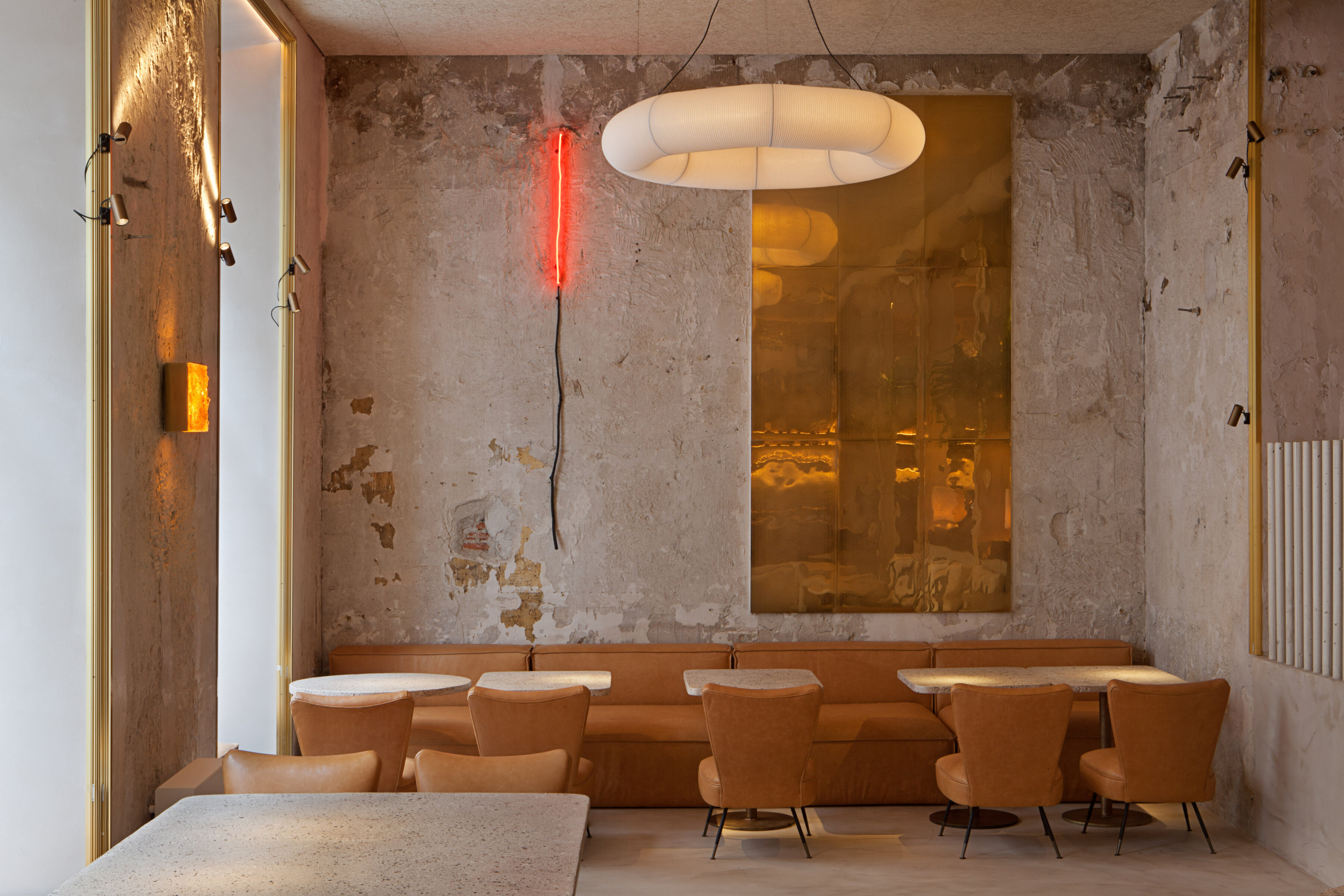 Au–akt-Restaurant-Madrid-in-Love-Asier-Rua-TEKIO-Circular-8921-x2400