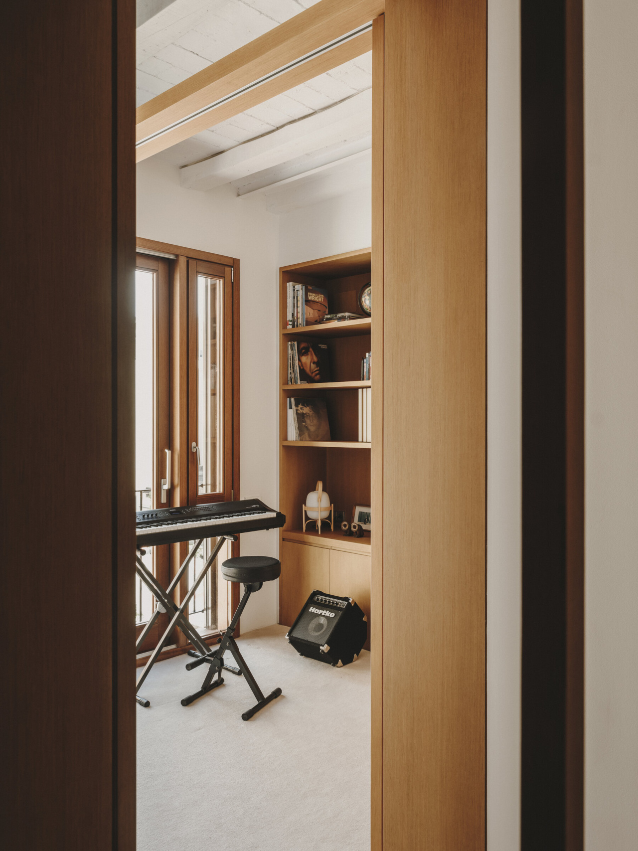 Casa-242-Estudio-Roman-Sarrio-Salva-Lopez-Cestita-Bateria-05-x2400