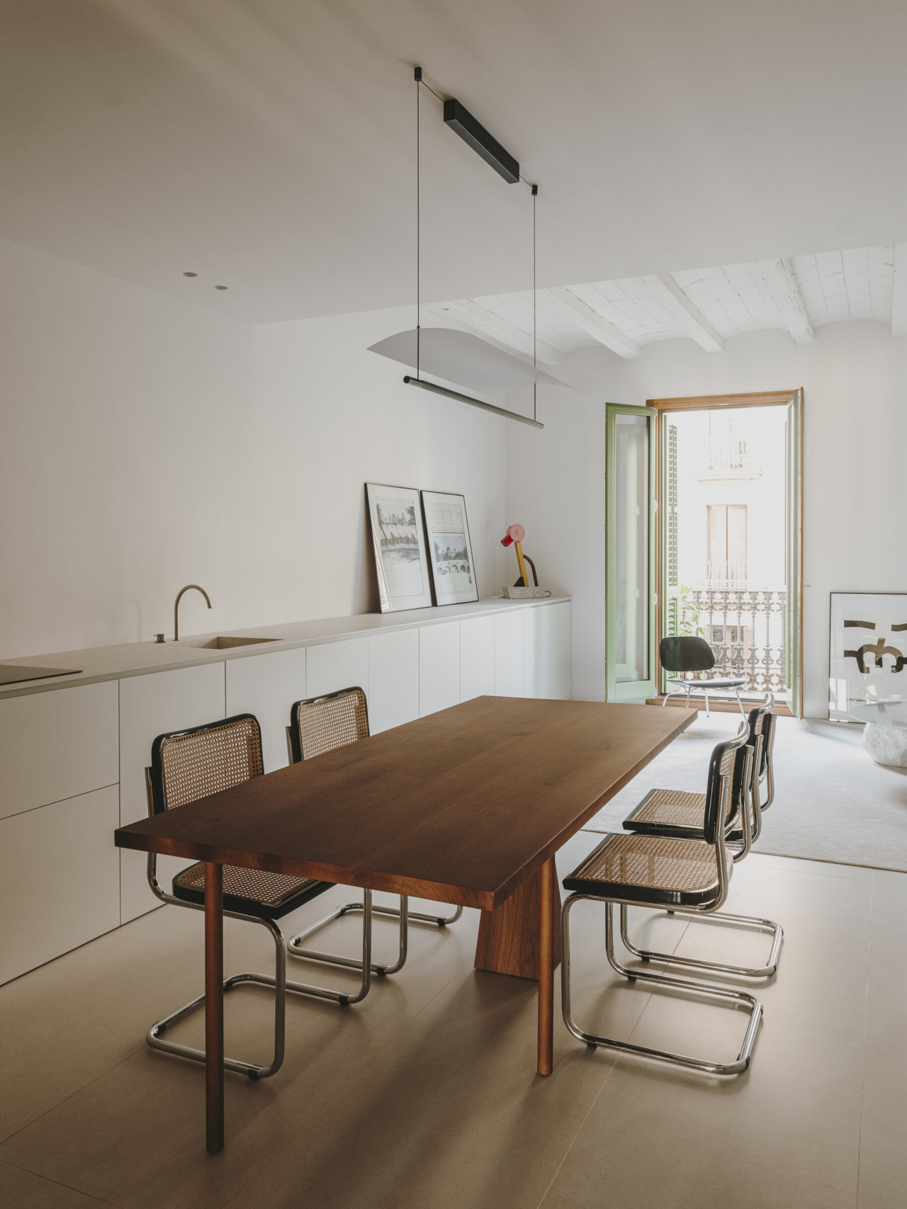 Casa-242-Estudio-Roman-Sarrio-Salva-Lopez-Lamina-15-x2400