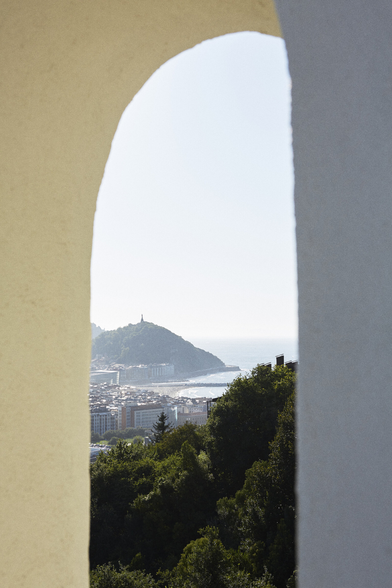 MENDI-ARGIA-Boutique-Hotel-San-Sebastia–n-Ph-Mariluz-Vidal-Design-by-Openhouse-33-x2400