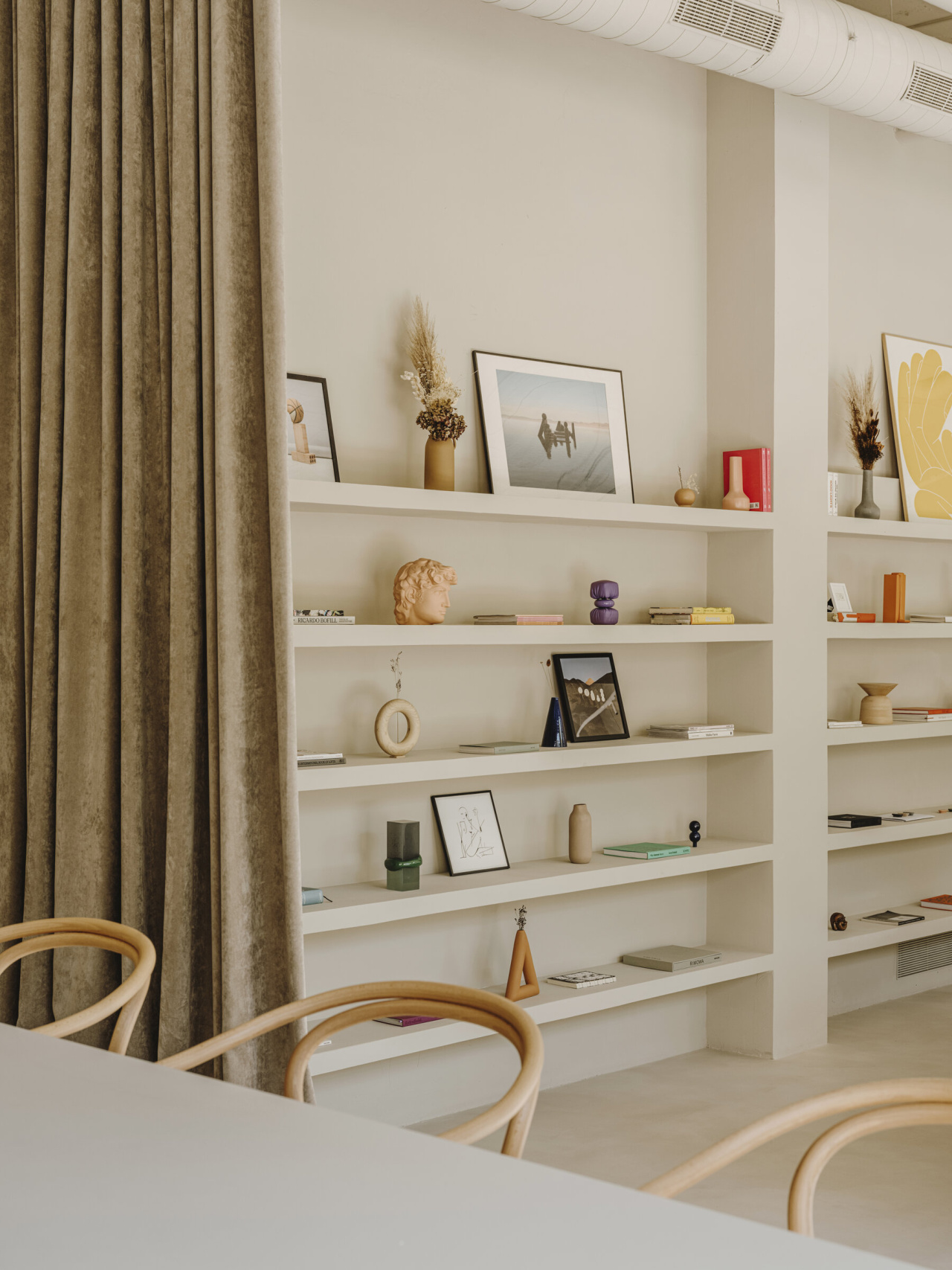 SixNFive-showroom-Salva-Lopez-TEKIO-DSF1167-x2400