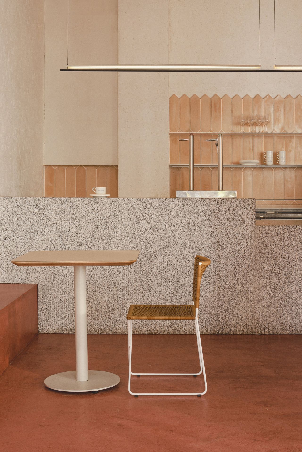 Casa-Neutrale-Madrid-Estudio-DIIR-David-Zarzoso-2022-Lamina-Silla-Ramon-01-x2400