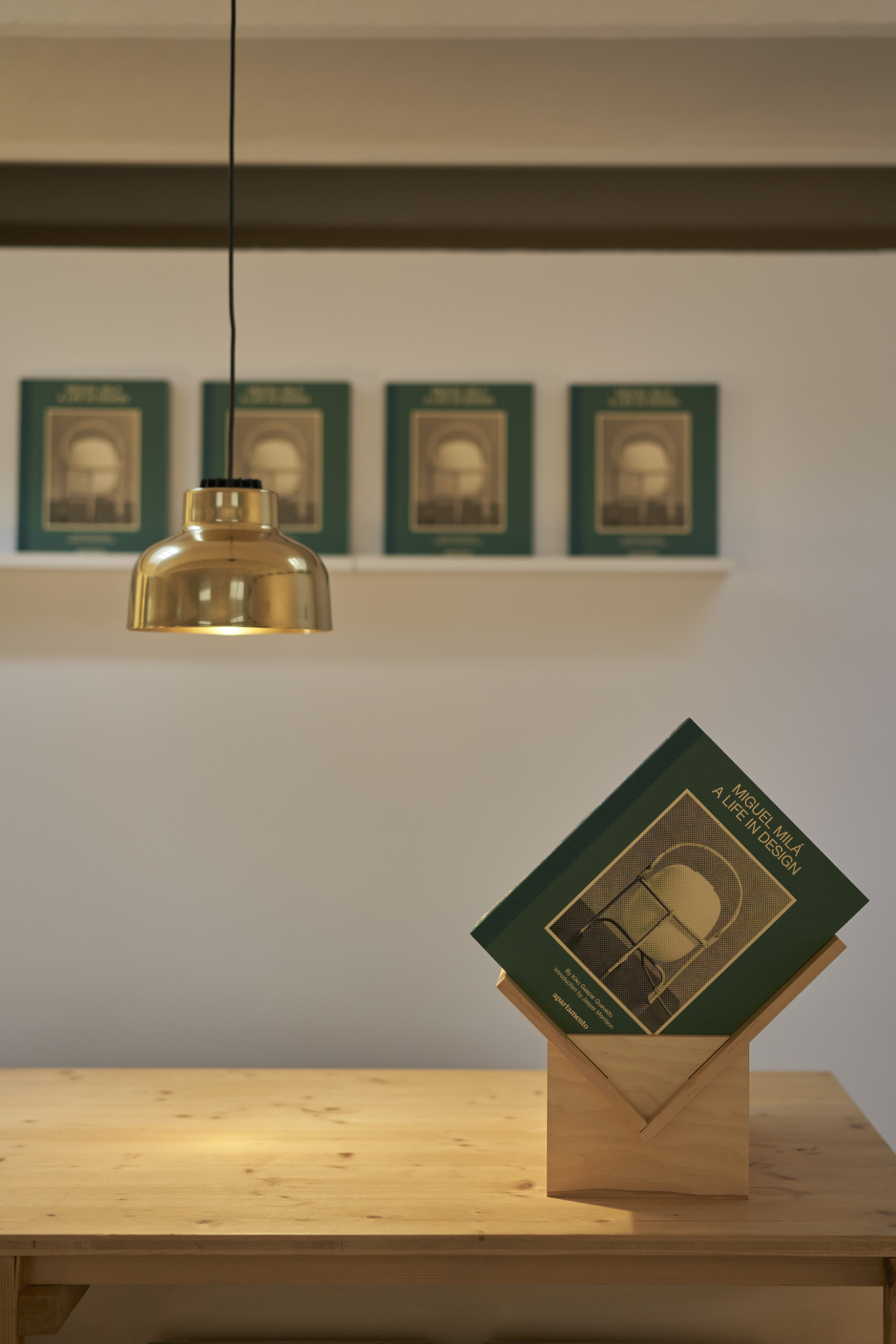 AlifeinDesign_MiguelMila_Apartamento_GaleriaSantaCole_ClaudiaMurino_2022_11