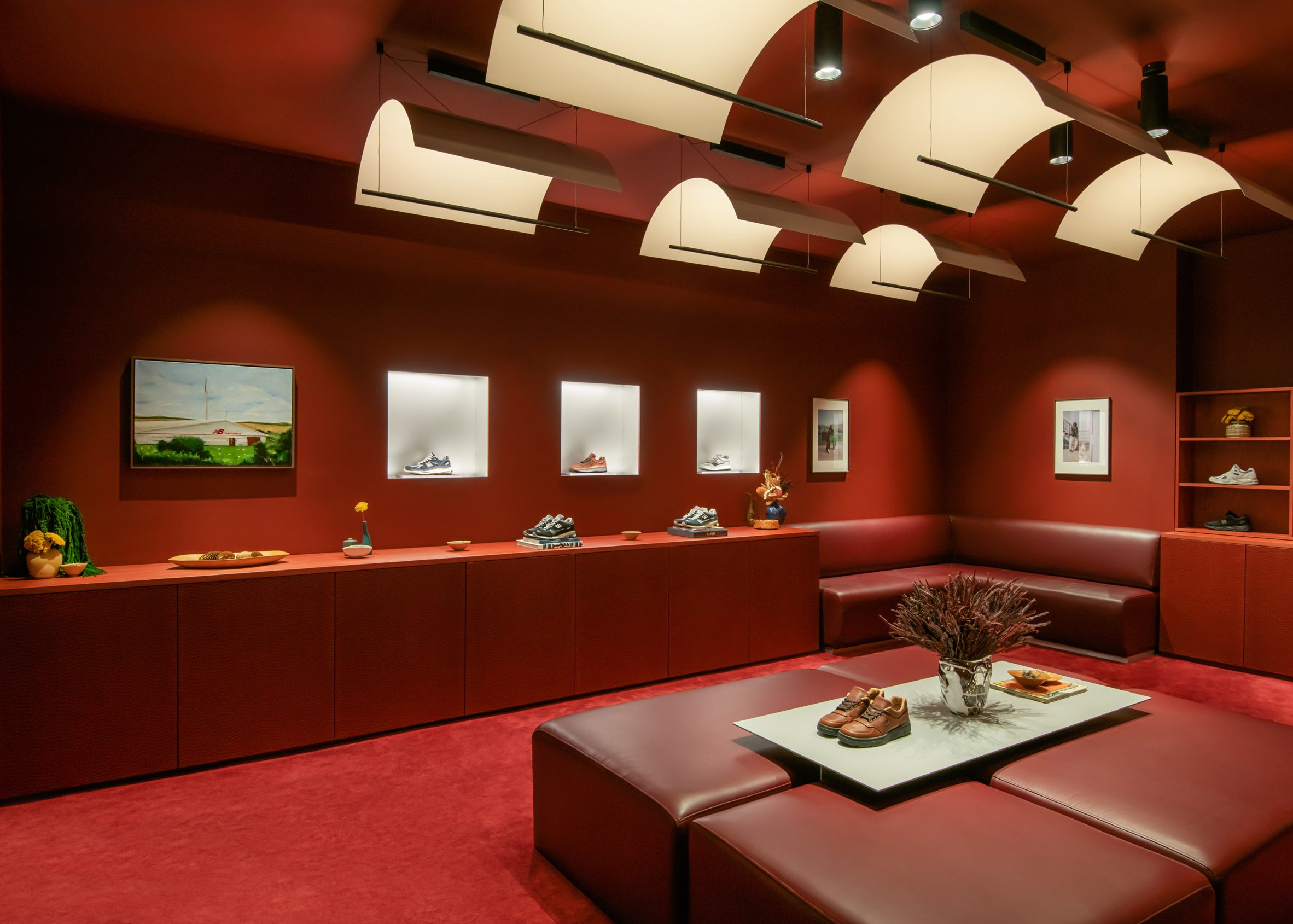 new-balance-flagship-london-oxford-street_dezeen_2364_col_6