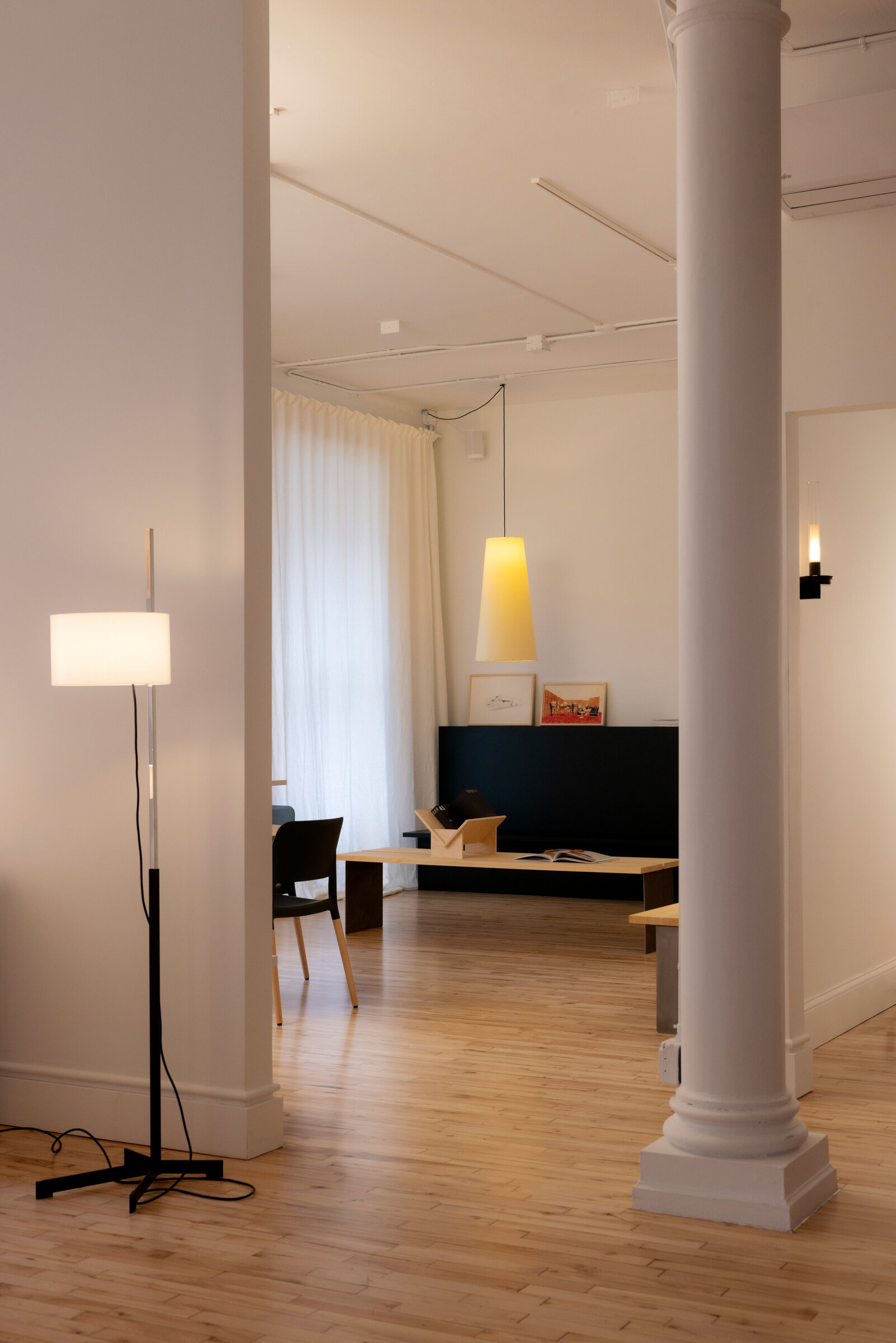 Galeria-SantaCole-NY-Pia-Riverola-2024-TMD-Conicas-Largas-x2400