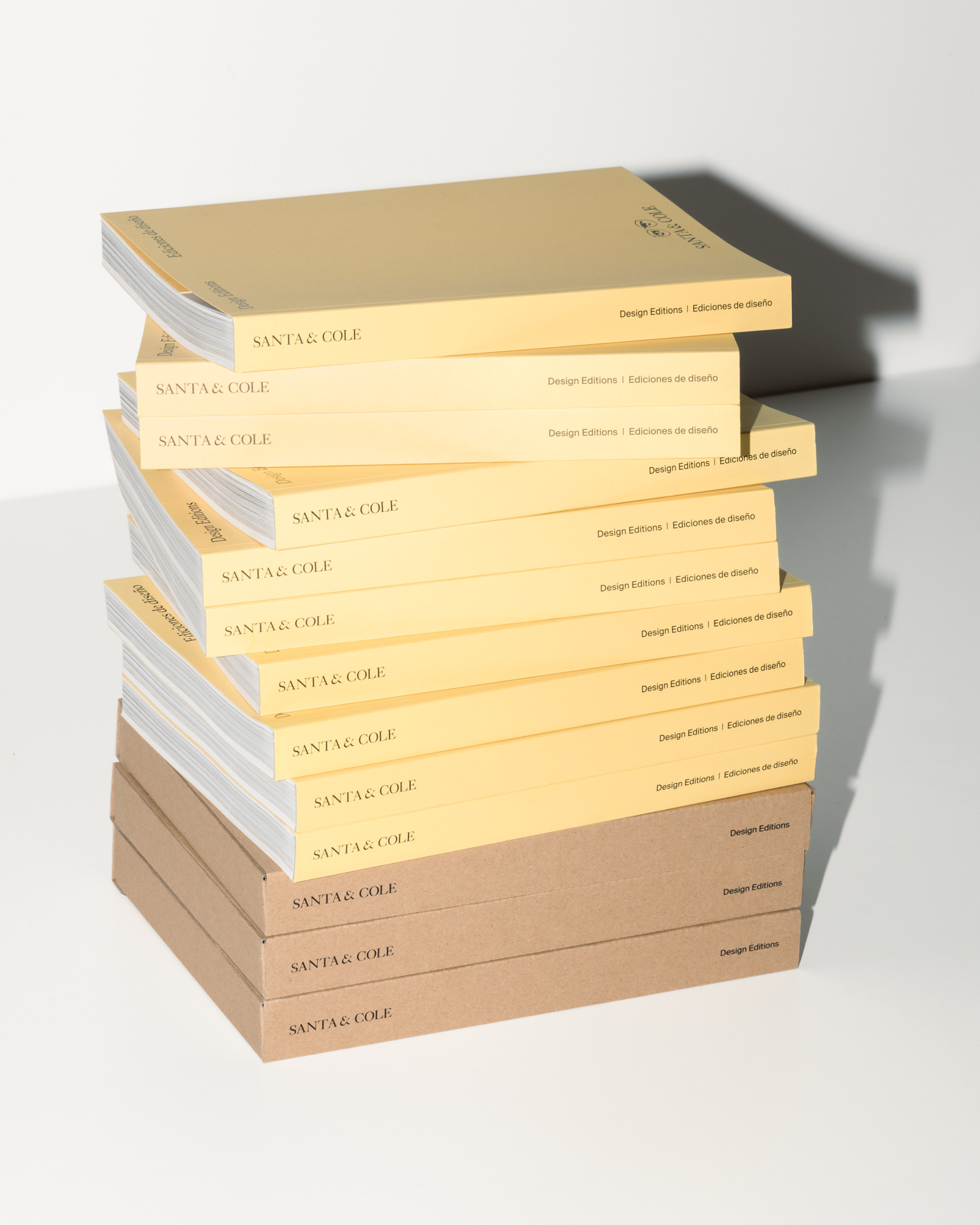 SimoneMarcolin_2305_Santa_Cole_Catalog_DSC1977DEF_Color2