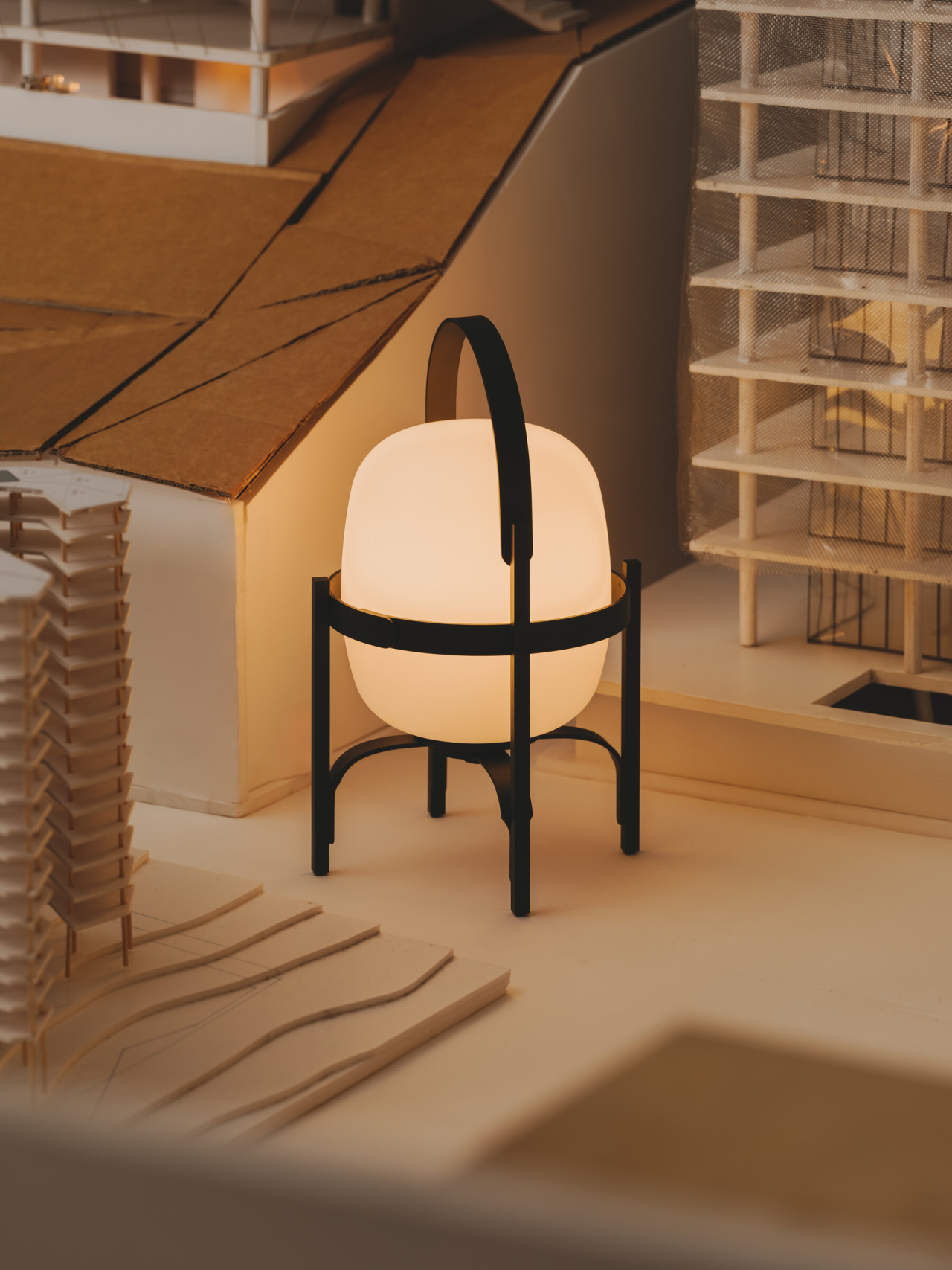 Arquitectura-G-Invierno-2025-Enric-Badrinas-Cestita-Alubat-0222-x2400