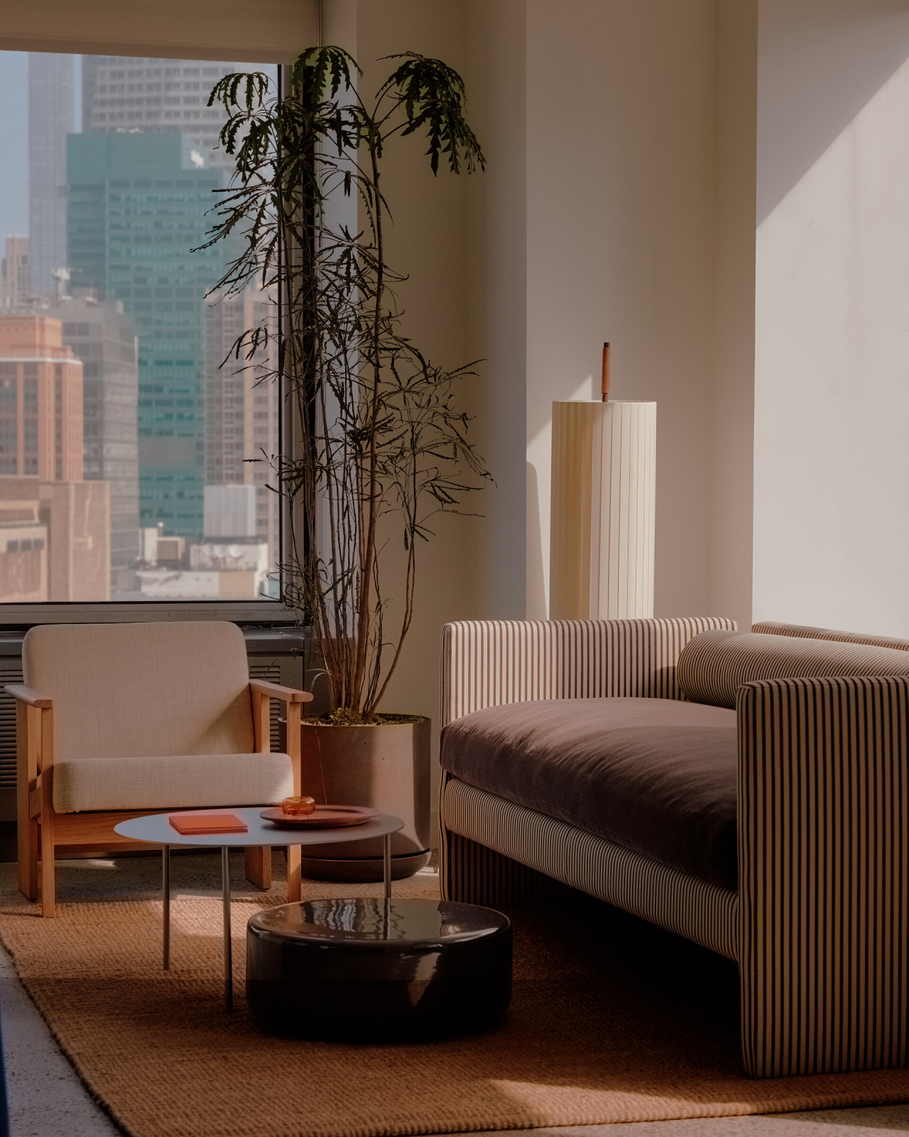 20-Nomad-Financial-Firm-William-Jess-Laird-90824-DORICA-x2400