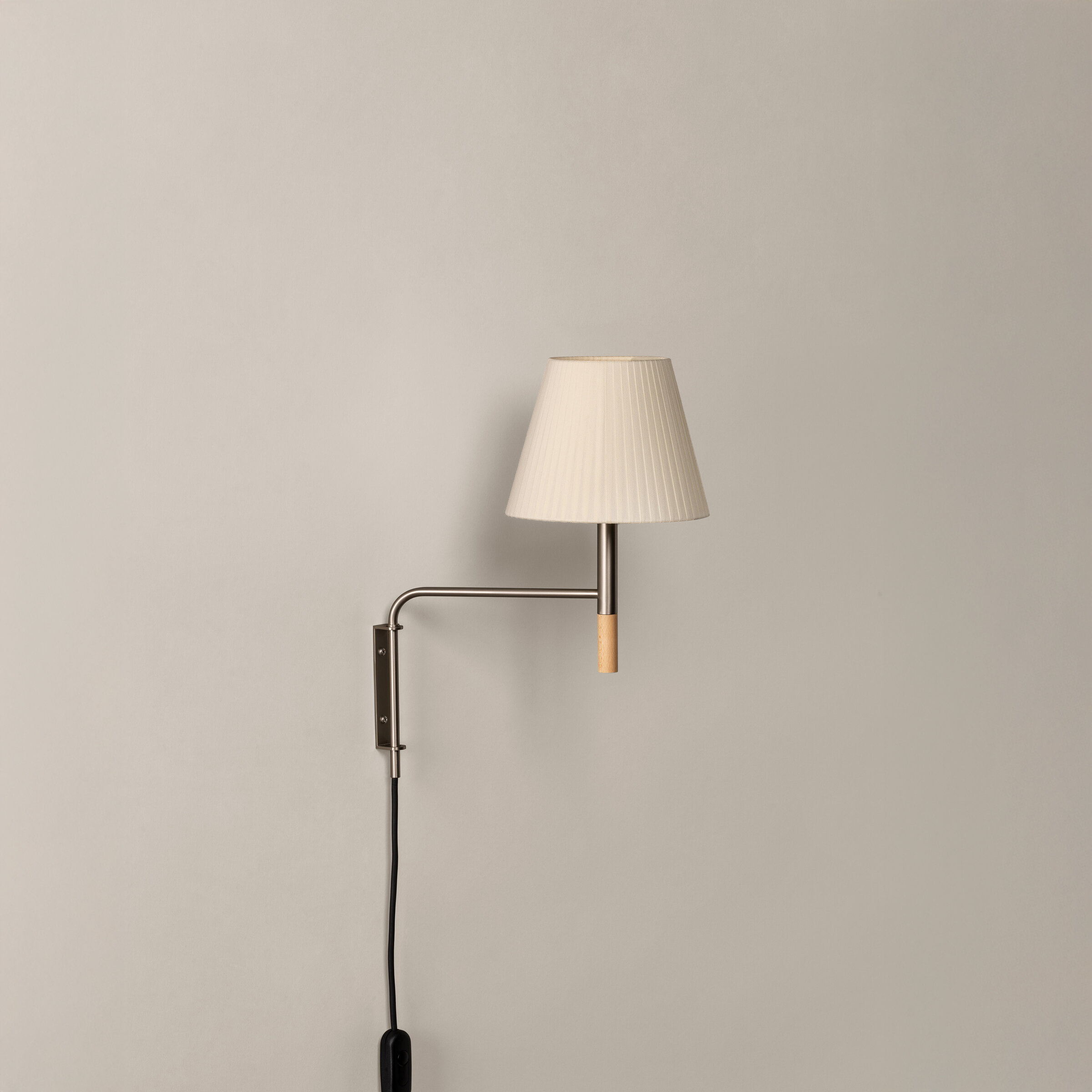 0820-051 SANTA & COLE　照明器具 pourannick » santa & cole社（サンタ・コール）照明入荷