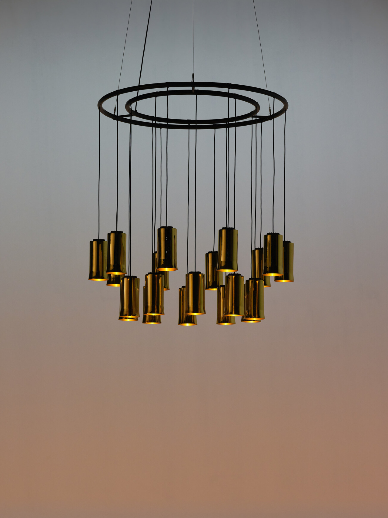 Cirio-Chandelier-jaravarela-santacole-2025-0810-x2400.jpg