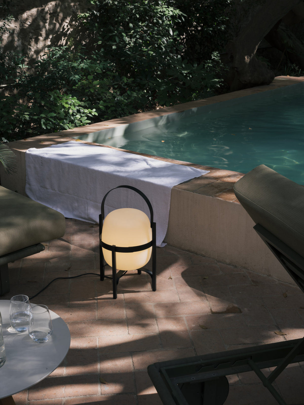 Cesta-Exterior-santa-cole-jara