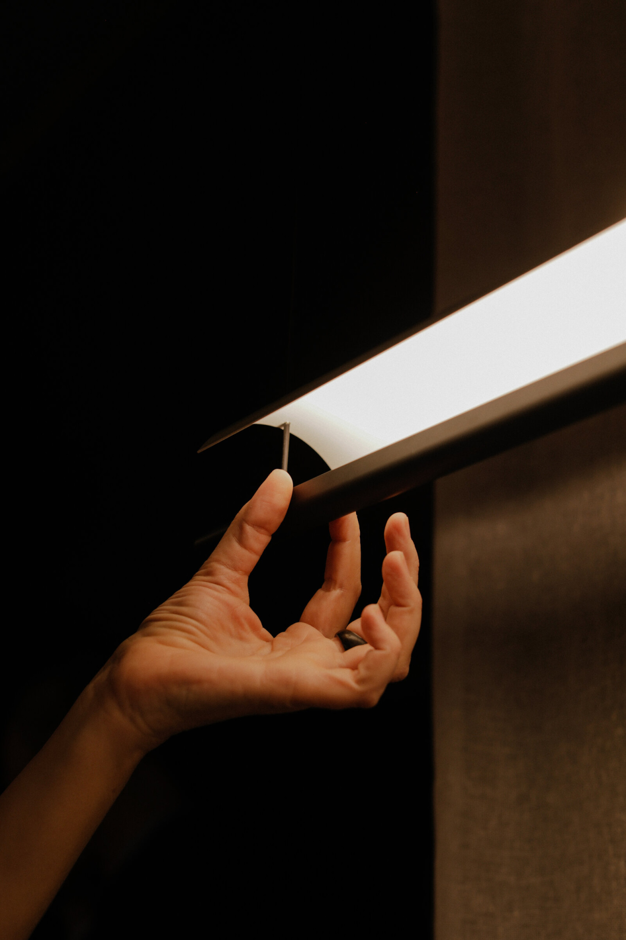 Lamina-SantaCole-Euroluce-2019-Iris-Humm-2584-x2400.jpg