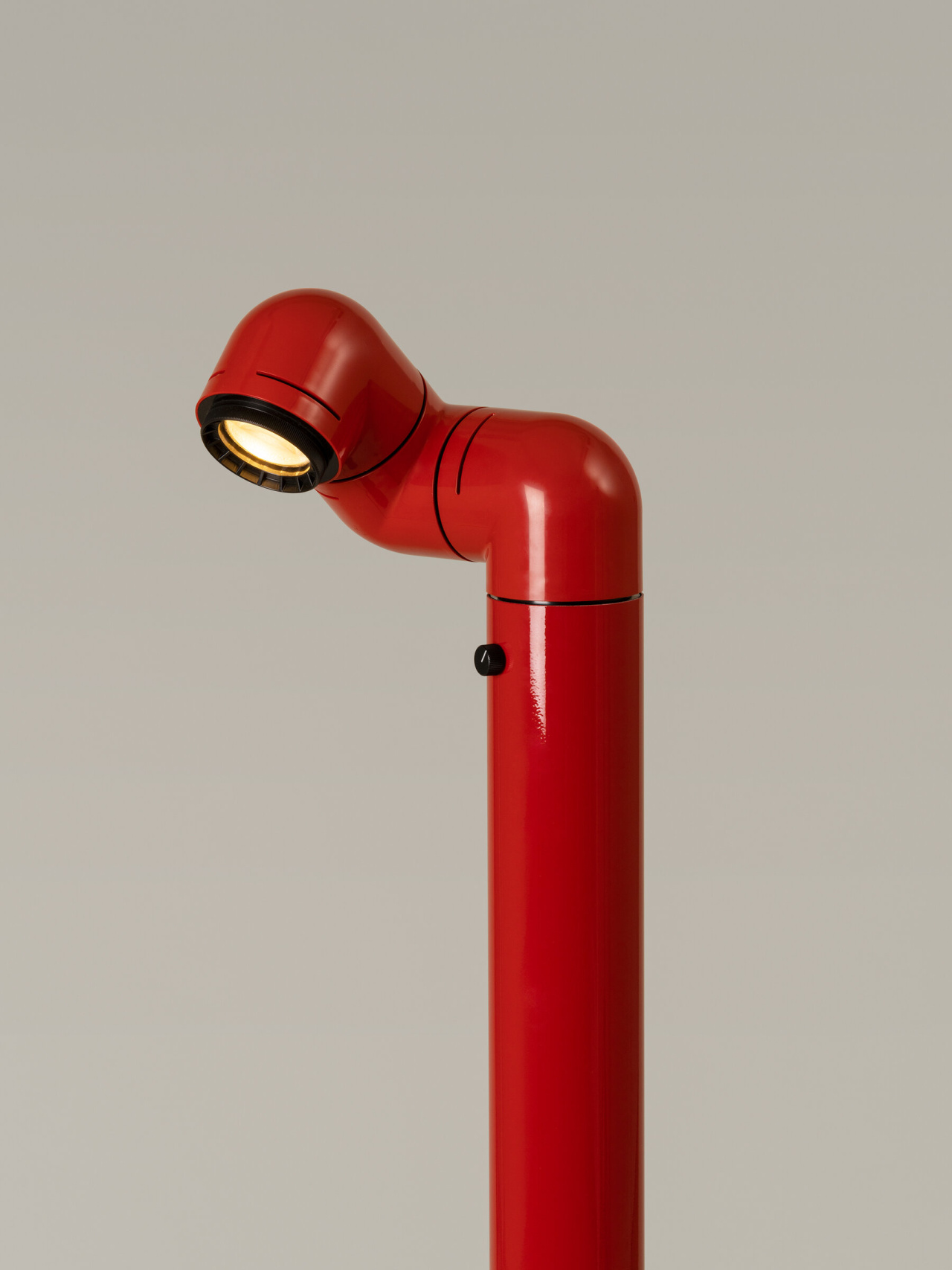 Tatu-Pie-Red-Enric-Badrinas-SantaCole-2021-DET-ON-10-TATSA02-x2400.jpg