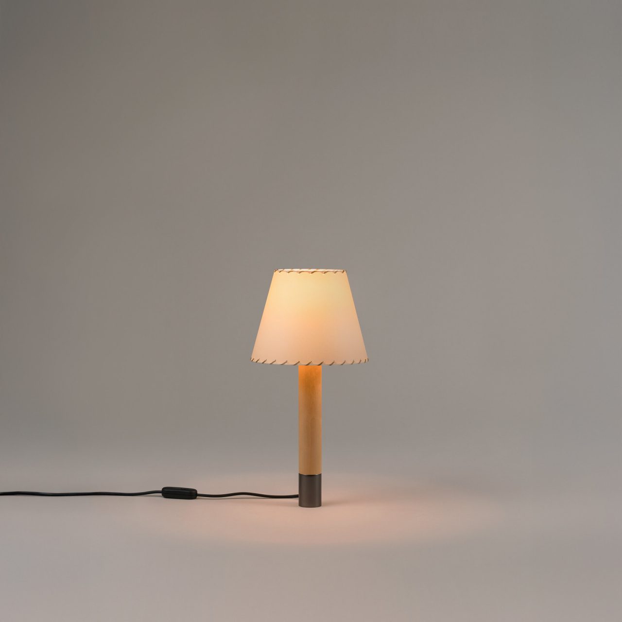 BasicaM1-cartulina-bronce-ON-Enric-Badrinas-2020-R25-x2400.jpg