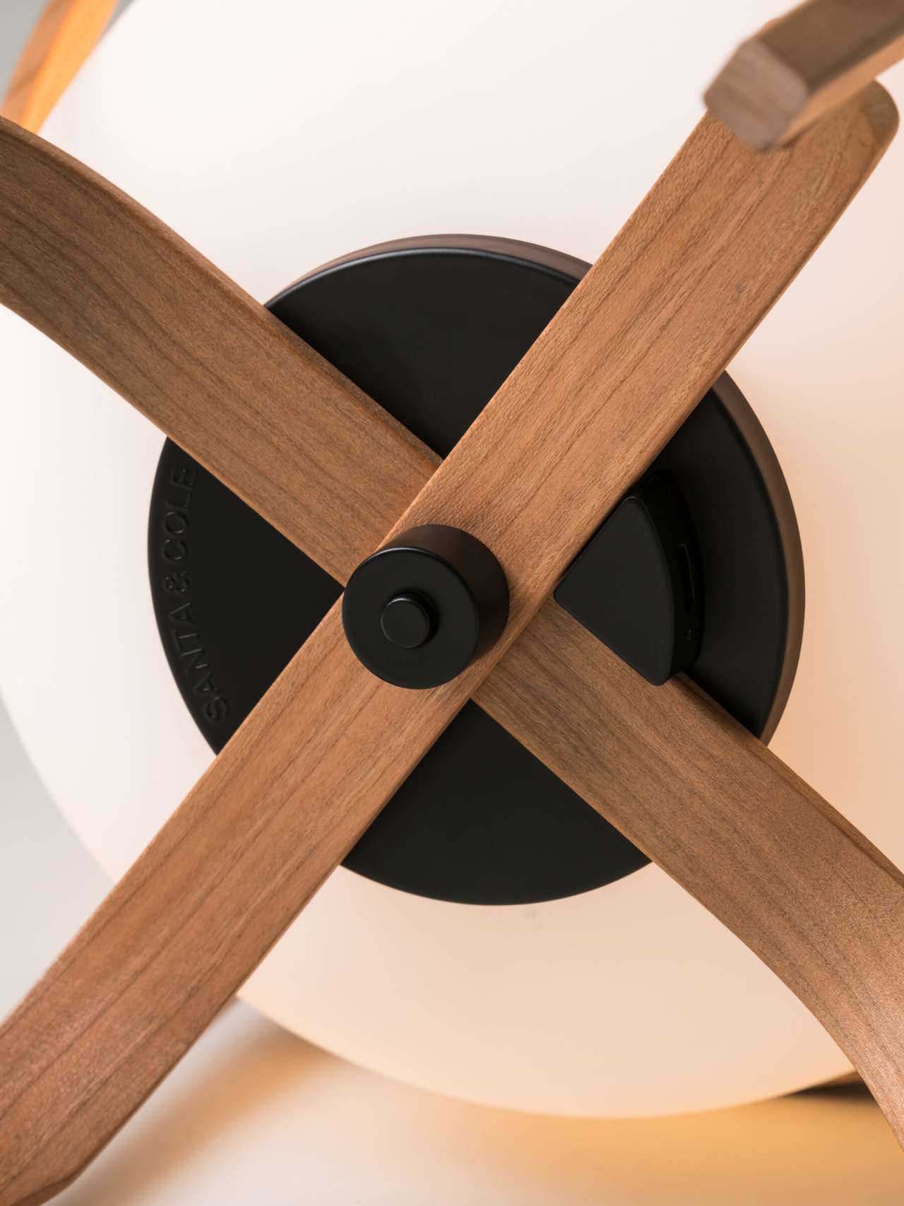 Cestita-Bateria-det-2-x2400.jpg