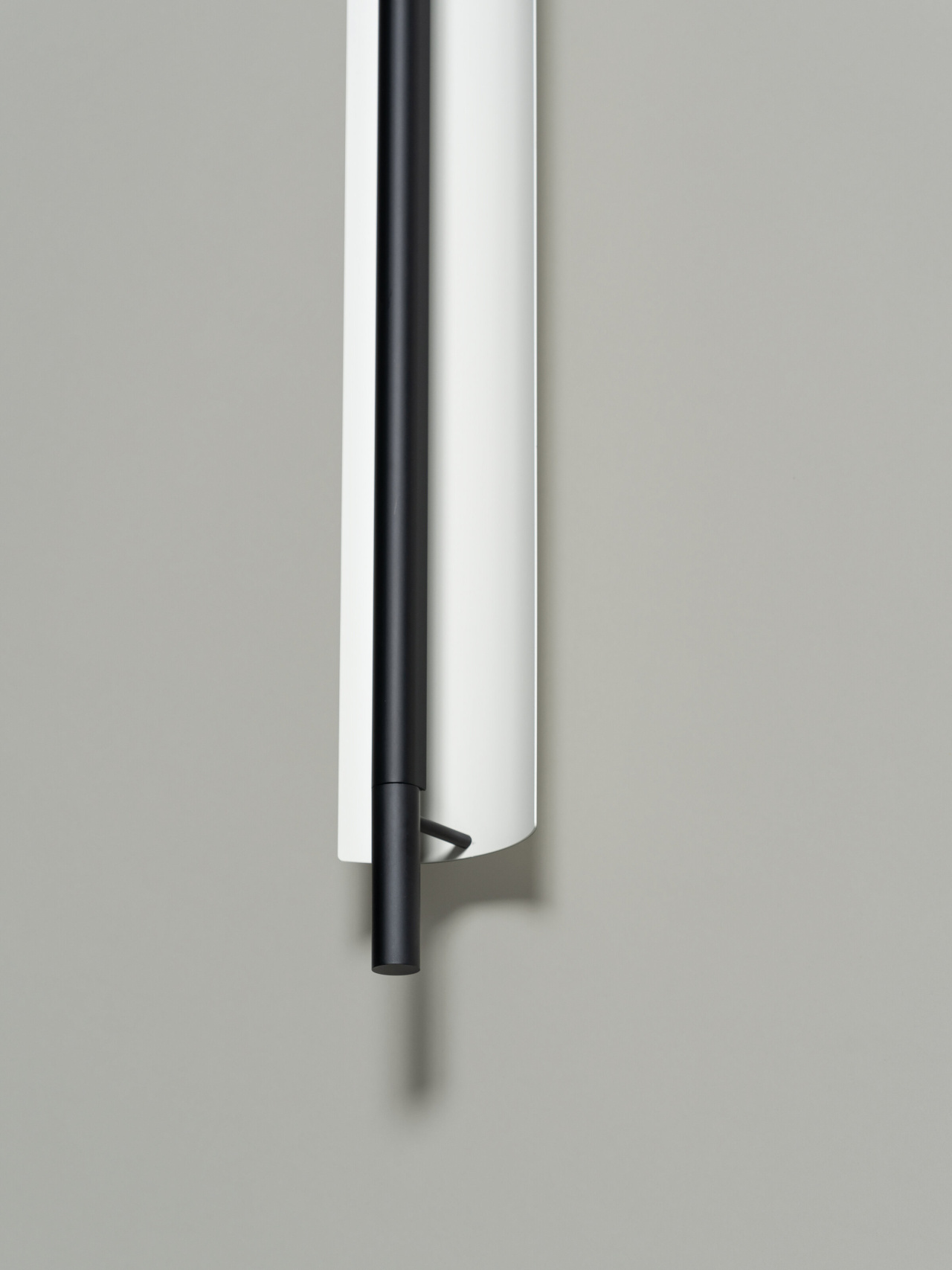 Lamina165-aplique-detalle-OFF-EnricBadrinas-SantaCole-2022-x2400.jpg