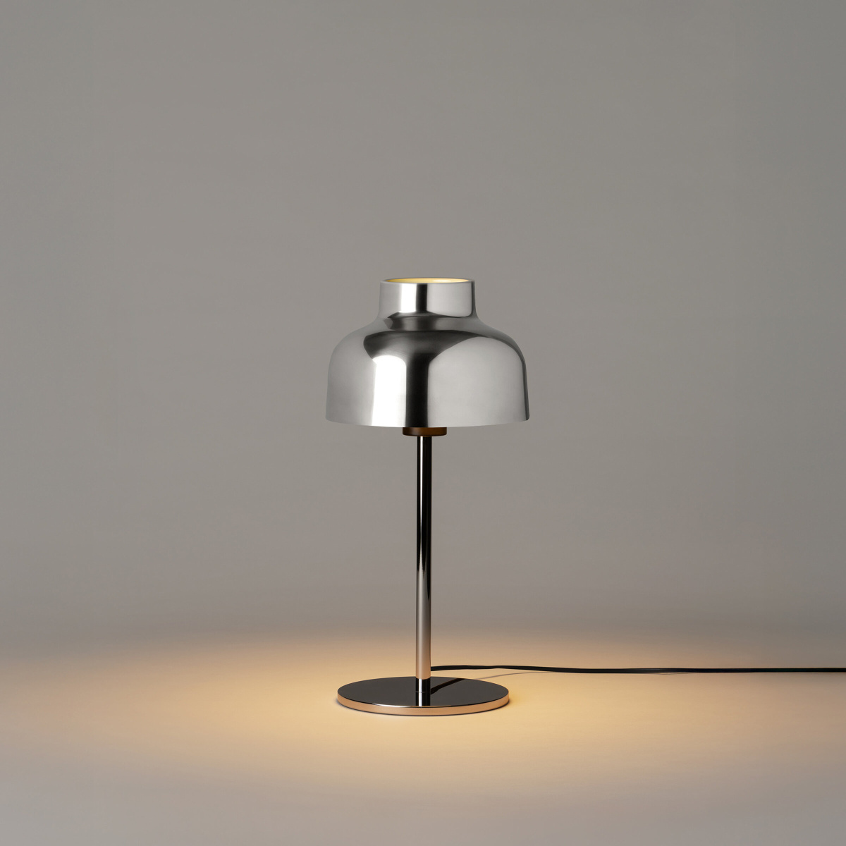 M64-Sobremesa-Aluminio-ON-