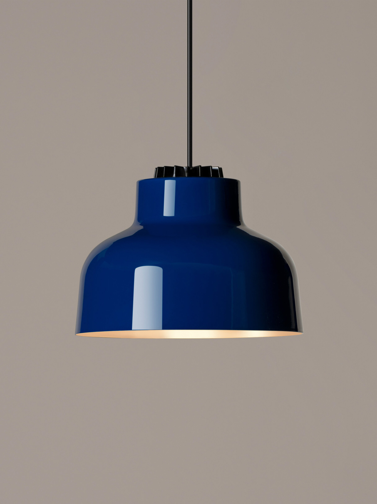 M64-azul-ultramar-Claudia-Valsells-M64PA-07-69-70-x2400.jpg