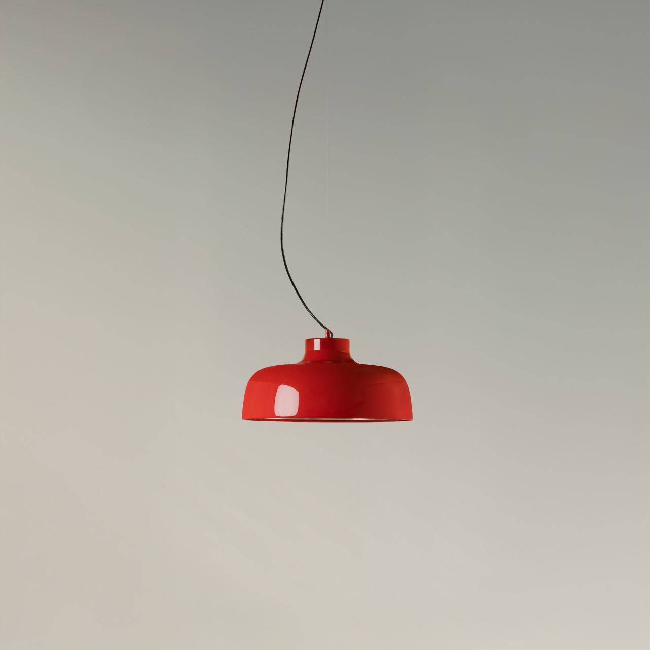 M68-roja-Off-EnricBadrinas-2021-M68PA03-R25-x2400.jpg