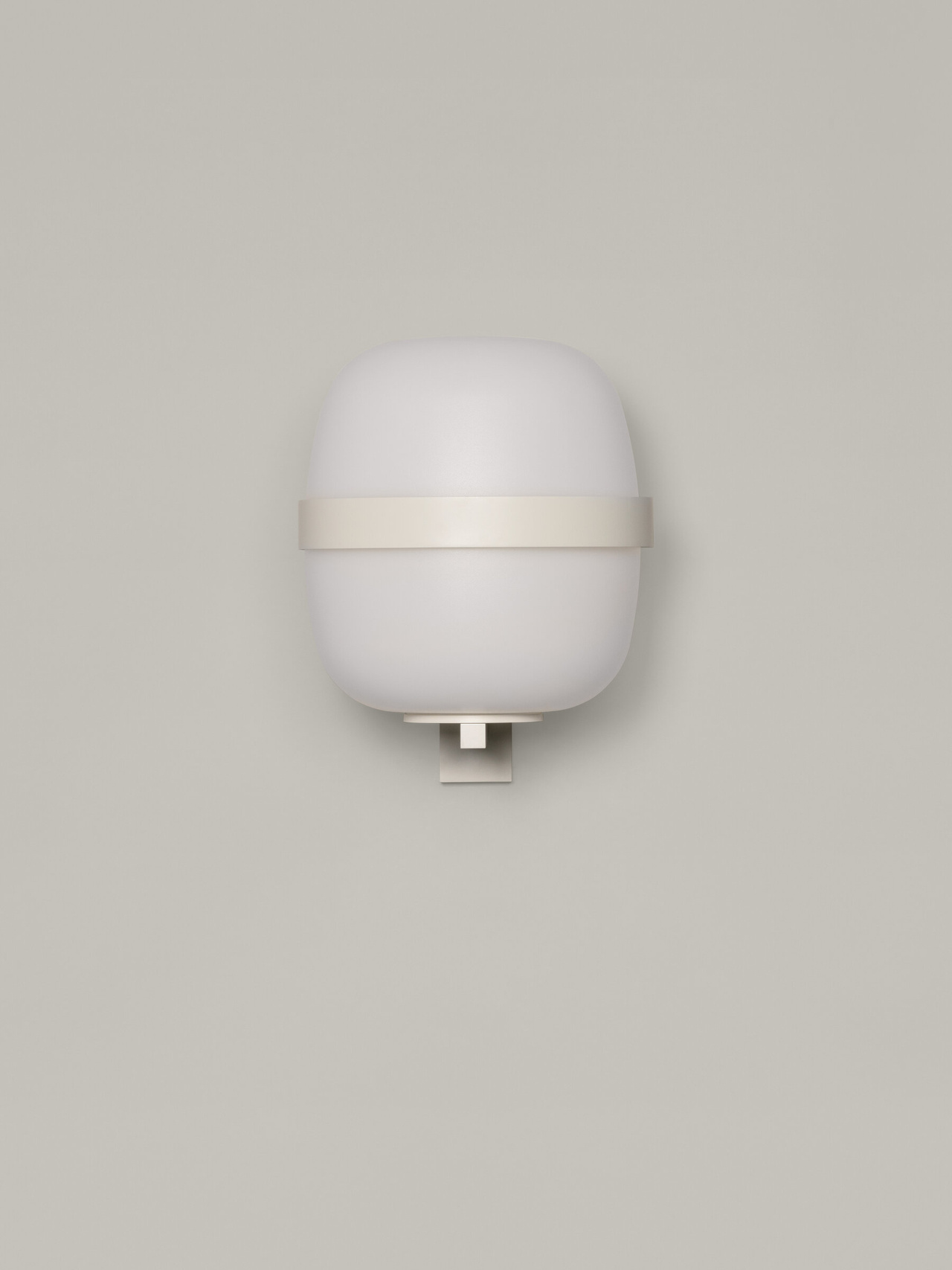 SantaCole-Wally-Cesta-blanco-frontal-off-Badrinas-2022-WALWB02-v1-x2400.jpg