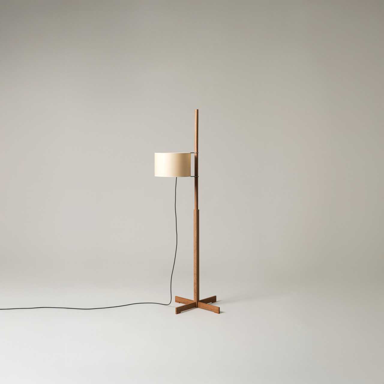 TMM-Roble-catulina-beige-OFF-FondoGris-EnricBadrinas-2020-R25-x2400.jpg