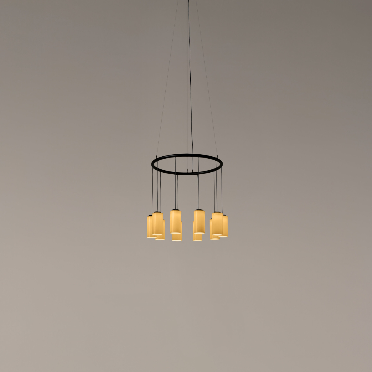 Cirio-Chandelier-XS-Porcelana-ON-EnricBadrinas-2025-R25-x2400.jpg