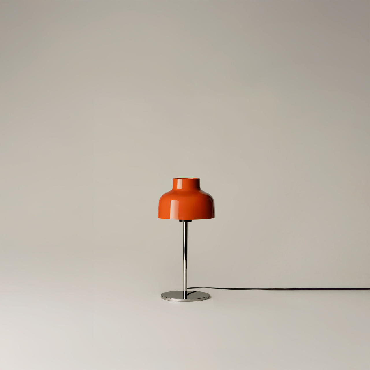 M64-Sobremesa-Naranja-Rojizo-OFF-Enric-Badrinas-2025-M64TA10-R25-grid-x2400.jpg