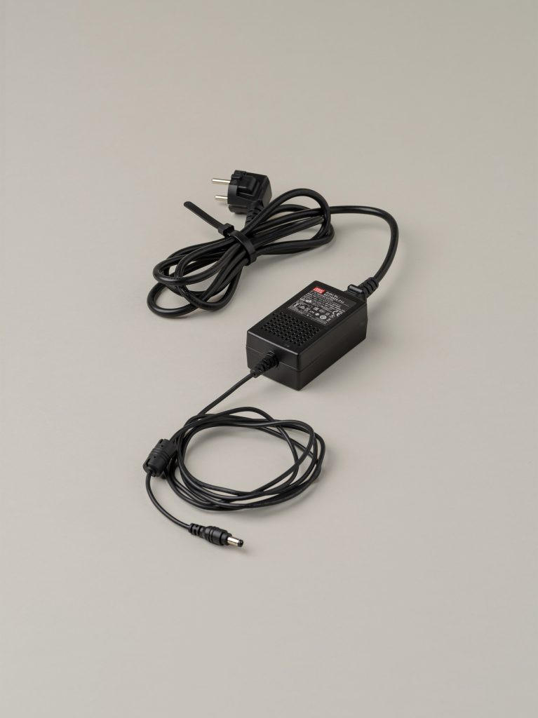 6SIN03_Sin_S_SINTA-O1-767x1024
