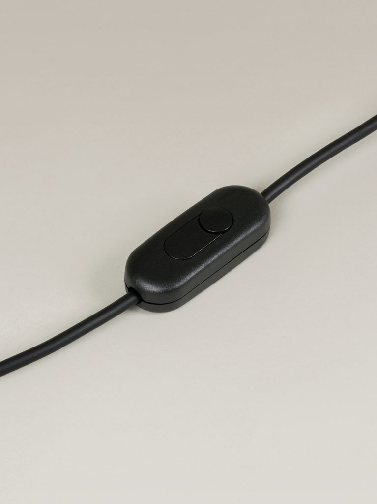 DIMMER_ELECTRONICO_DE_MANO_NEGRO_6STD35-O1-767x1024