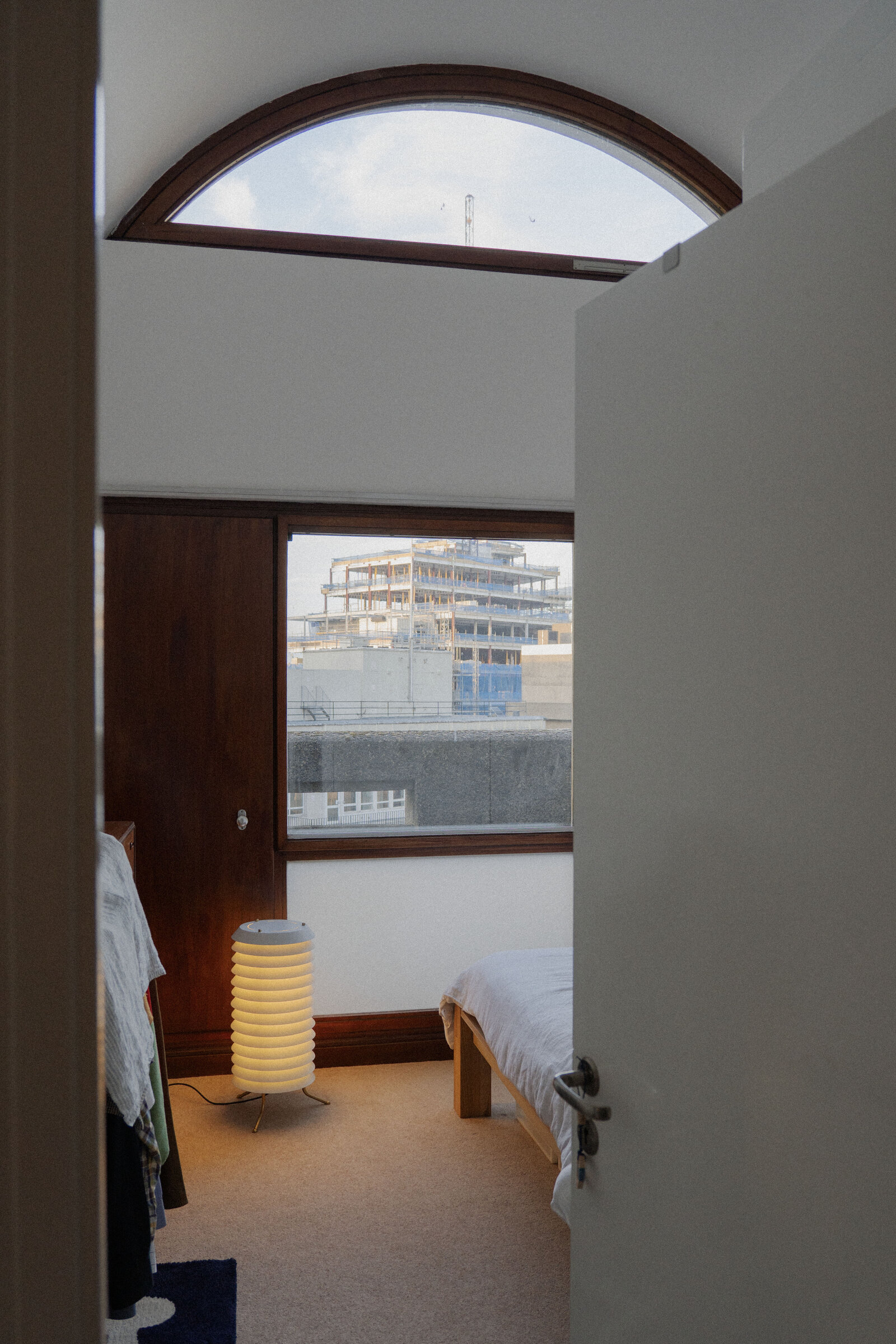 Maija 30 – Floor Lamps en Santa & Cole