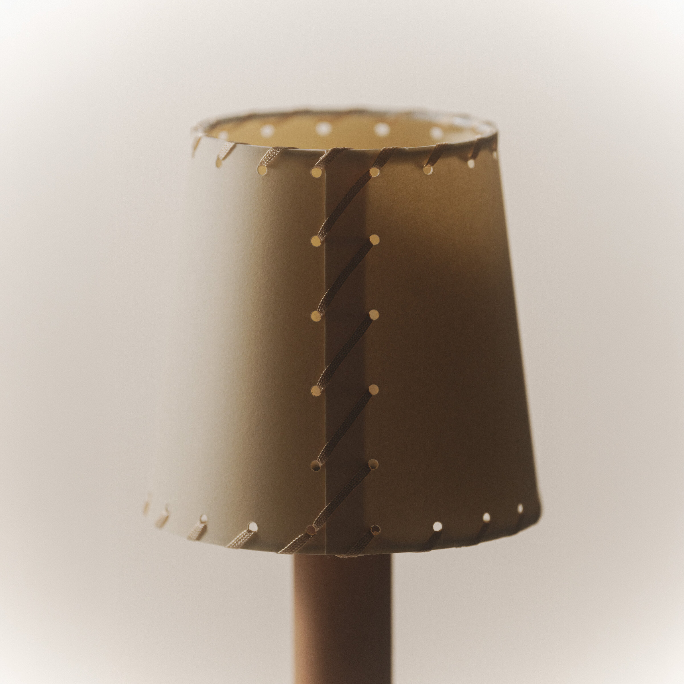 Basica-Minima-Bateria-cartulina-Enric-Badrinas-2024-DET-2185-R26-x2400.jpg