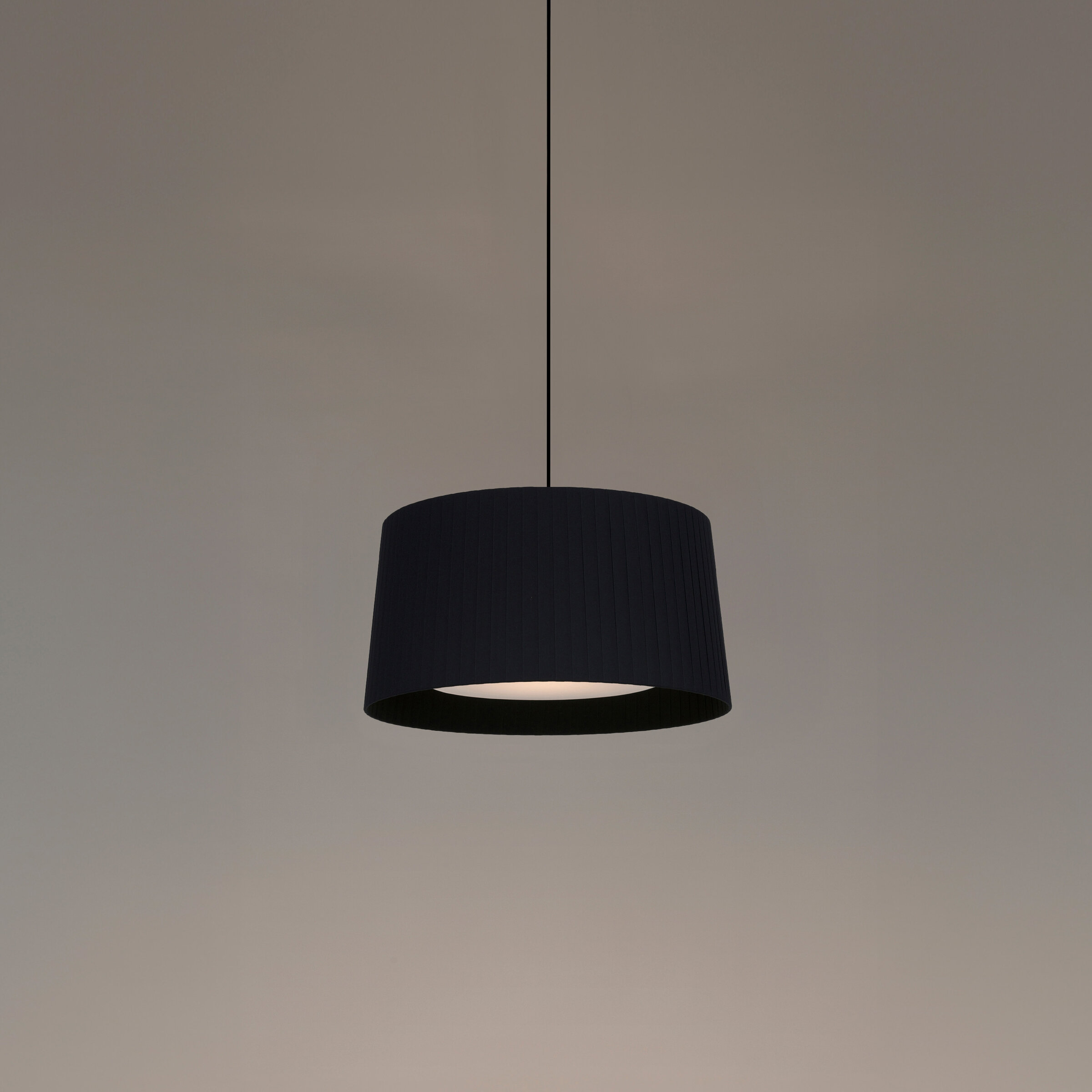 GT5 – Pendant Lamps at Santa & Cole