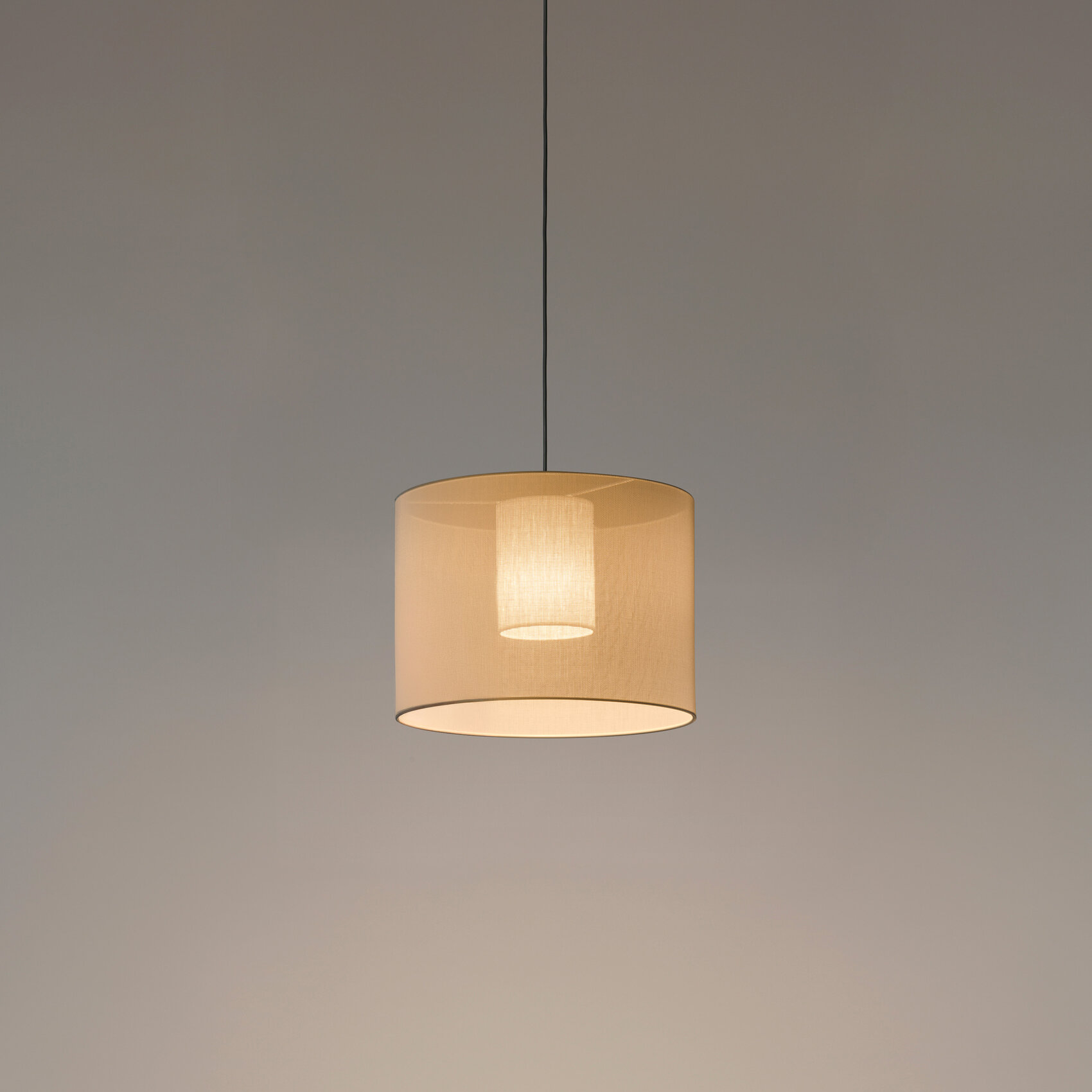 Moaré Liviana M – Pendant Lamps en Santa & Cole