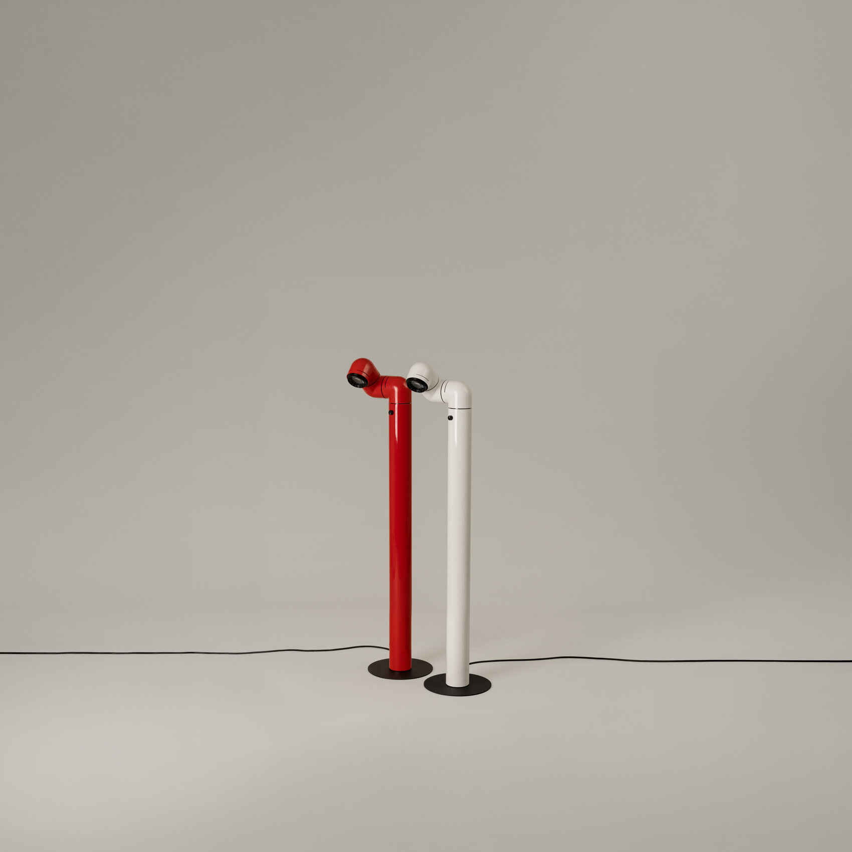 Tatu-Pie-Red-White-2026-OFF-05-grid-x2400.jpg