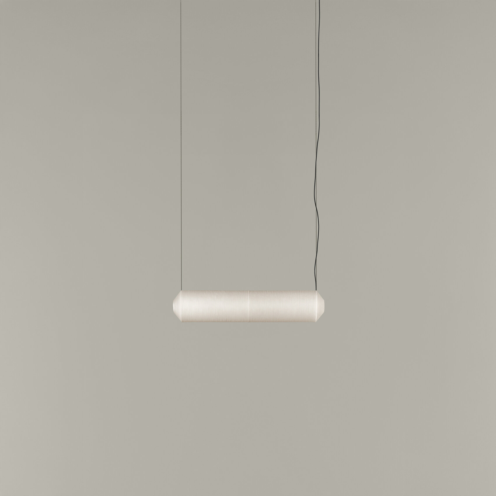 Tekio-Horizontal-P2-Off-TKHPB01-01D-02-02D-R25-x2400.jpg