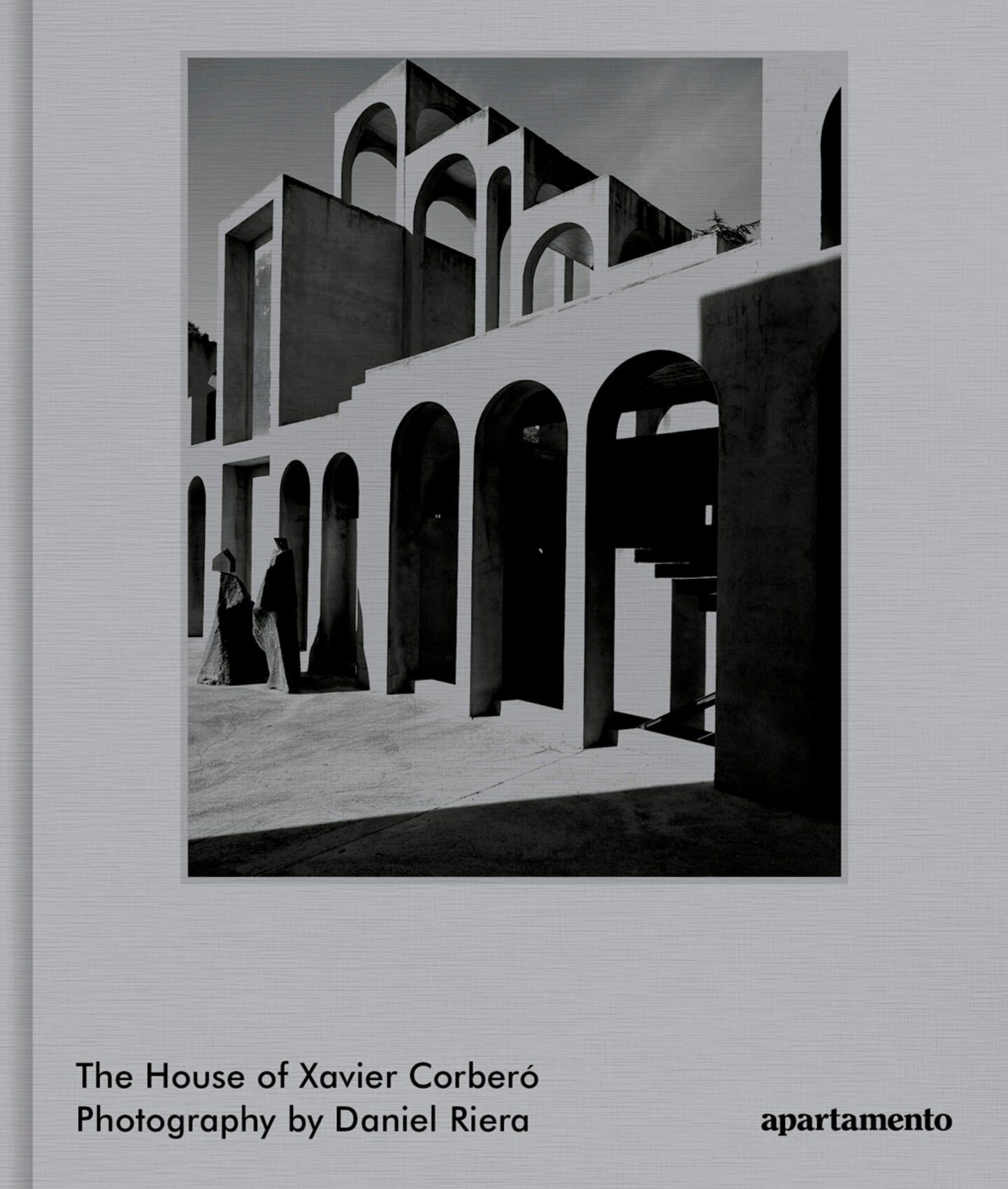 The-house-of-Xavier-Corbero-COVERA-x2400.jpg