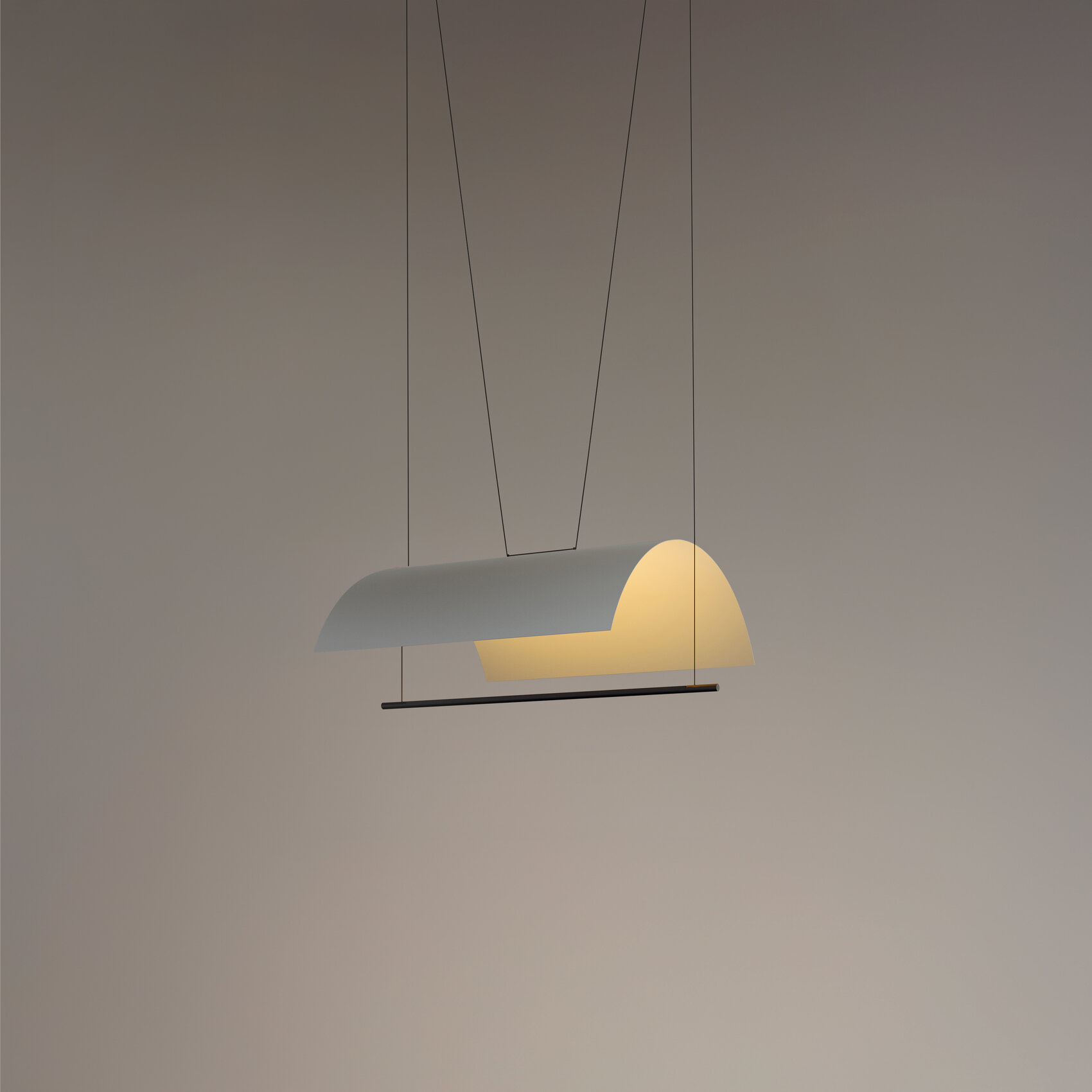 lamina-mayor-pendant-on-R25-x2400.jpg