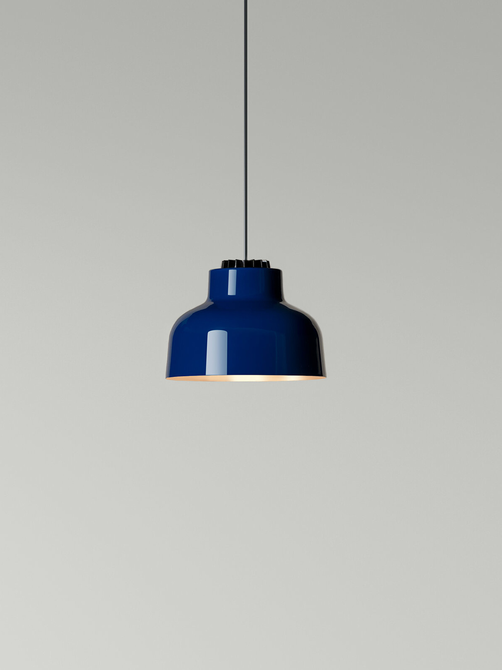 m64_pantalla_azul_ultramar_M6407_B