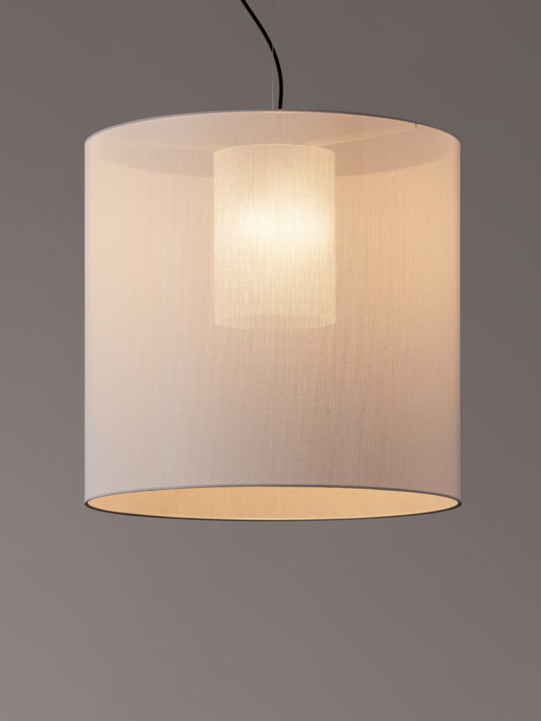 moare_pantalla_L_blanca_MREL3-O1-O1-768x1024
