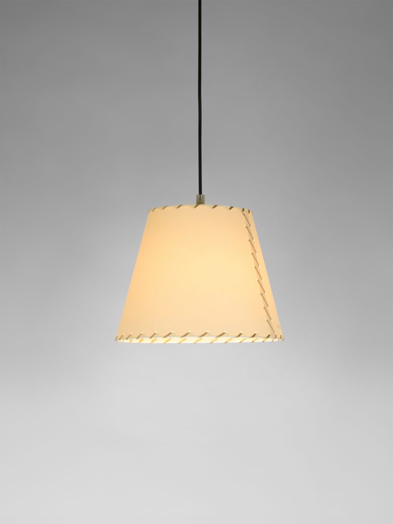 sistema_sisisi_pantalla_MT1_cartulina_beige_cosida_PMT11-O1-O1-768x1024