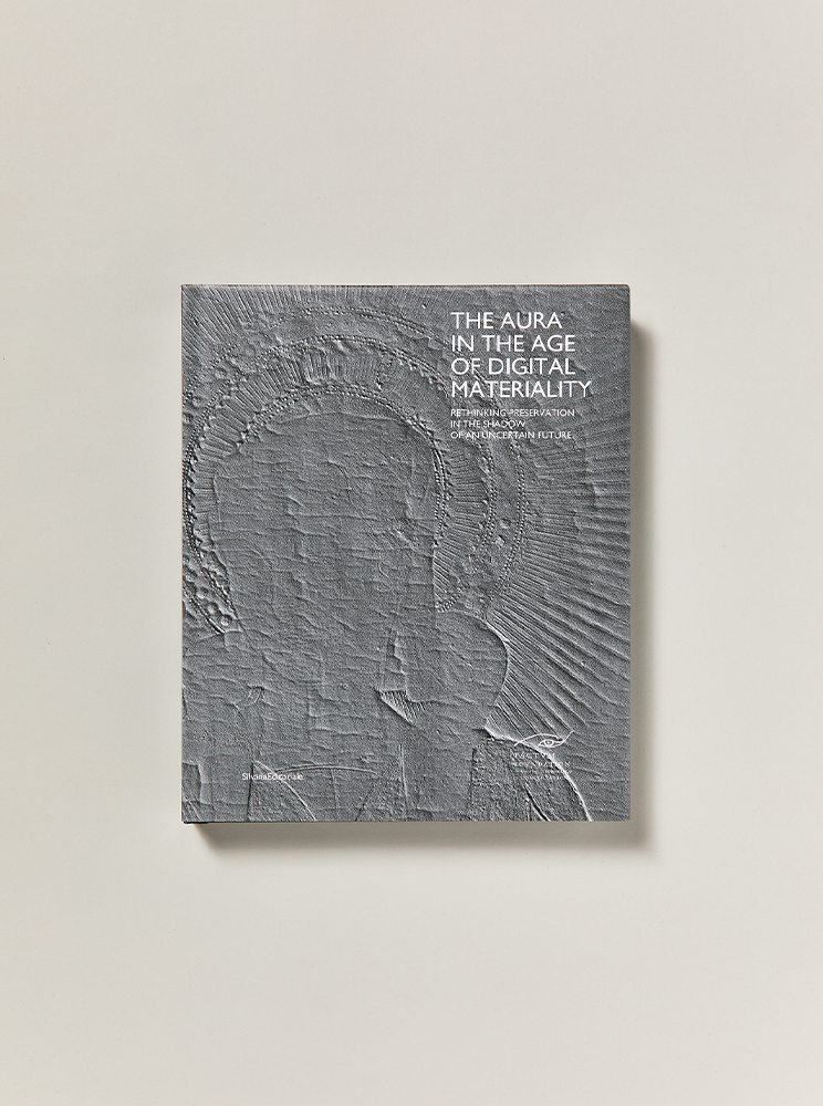 the-aura-in-the-age-of-digital-materiality-portada-0